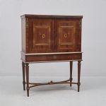 583675 Bar cabinet